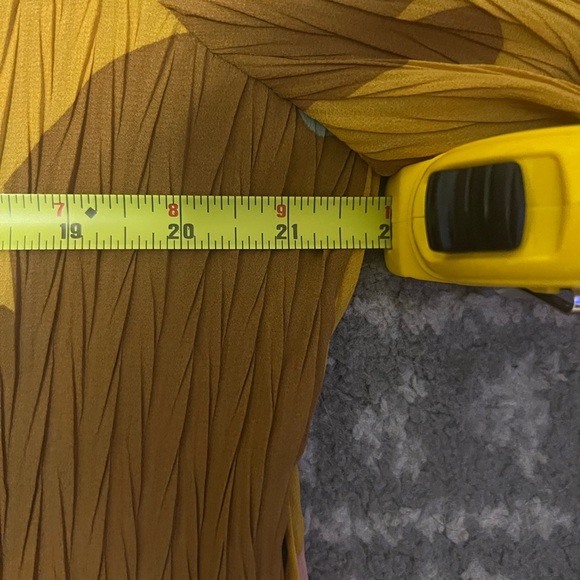 DR2 Pink and Green Long Sleeve kimono size XS/S but would fit up to an XL - Picture 8 of 8